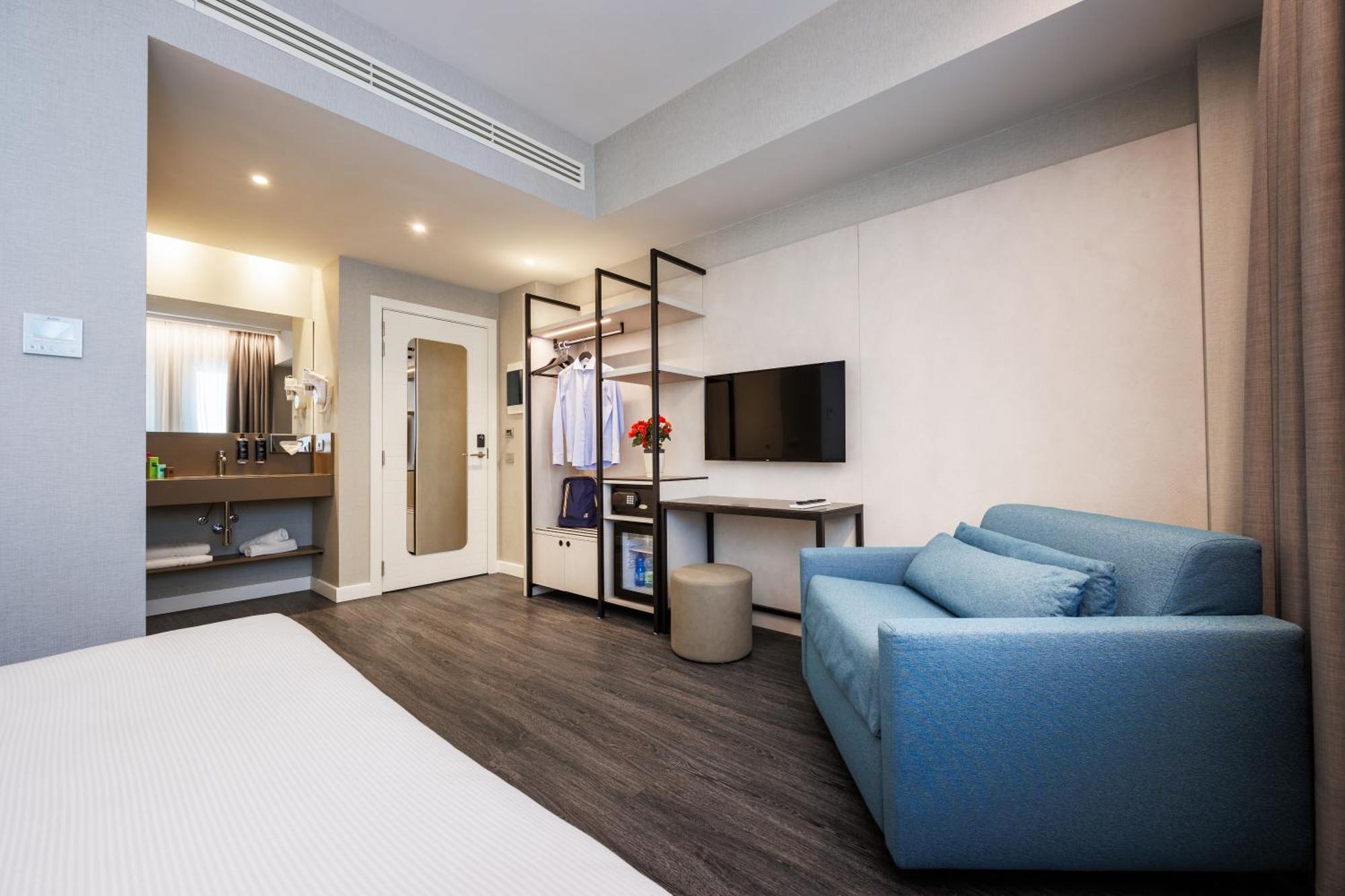Ih Hotels Milano Centrale Экстерьер фото