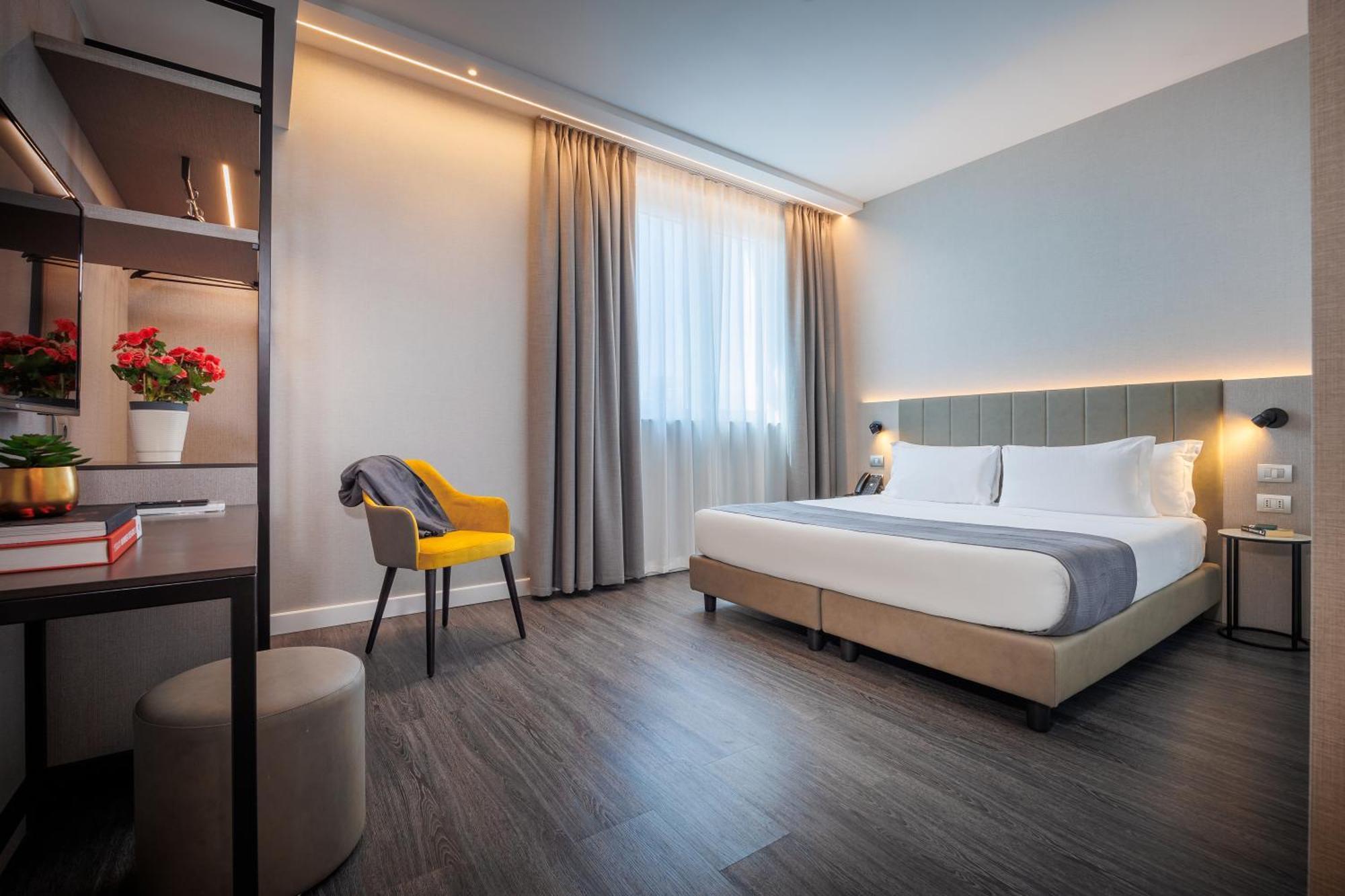 Ih Hotels Milano Centrale Экстерьер фото