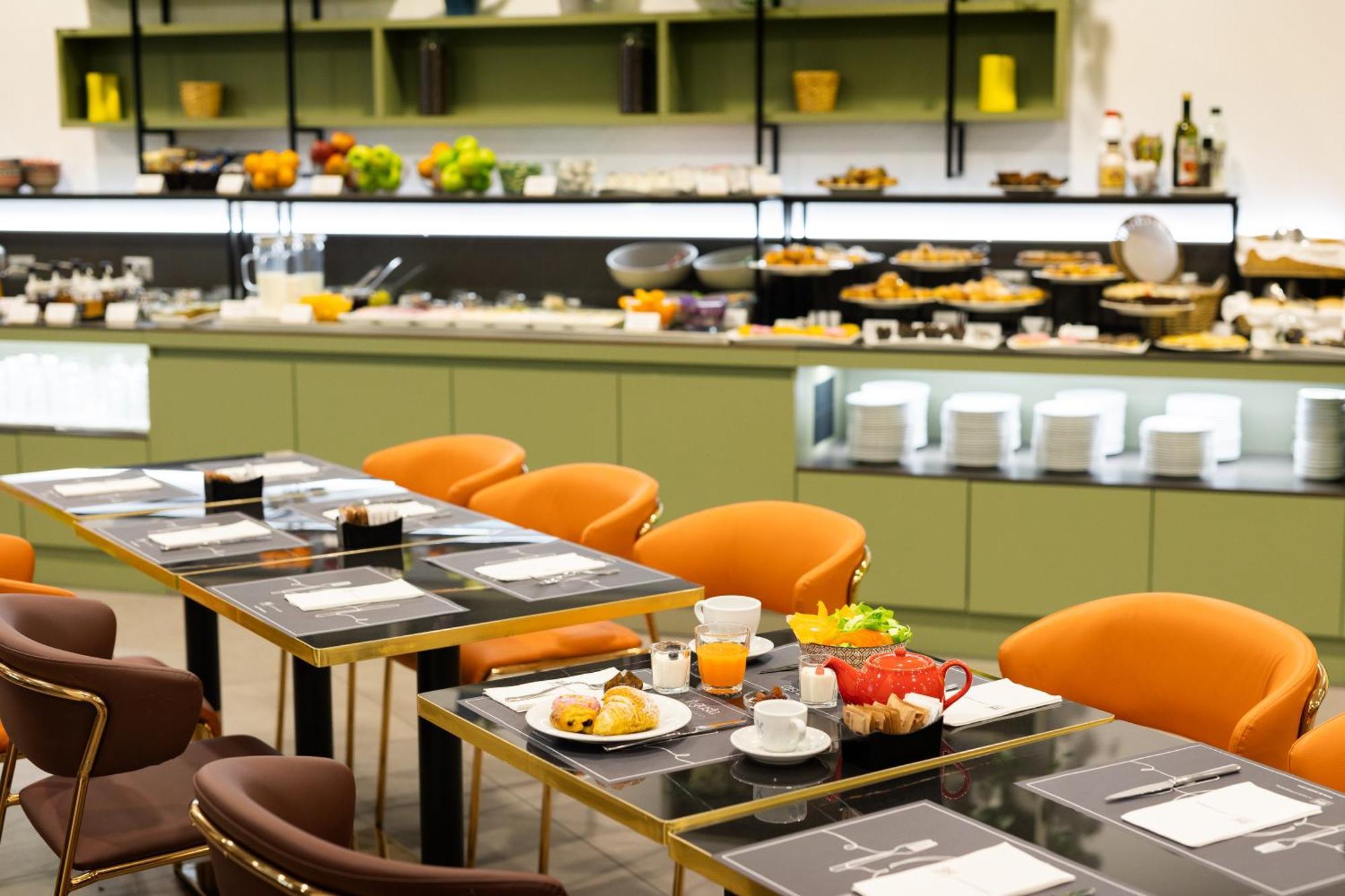 Ih Hotels Milano Centrale Экстерьер фото